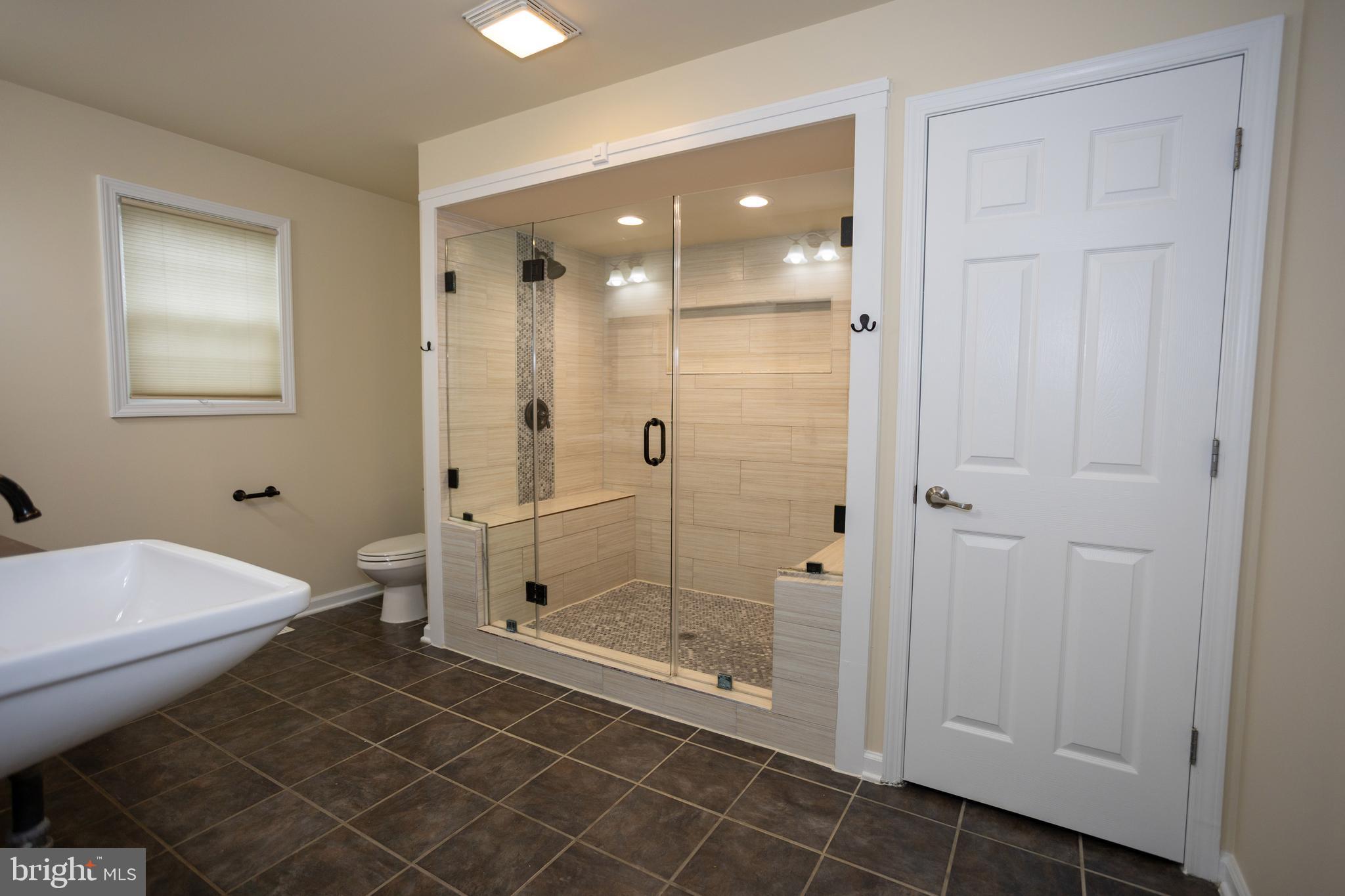 RIDGE VIEW ESTATES - Residential Lease