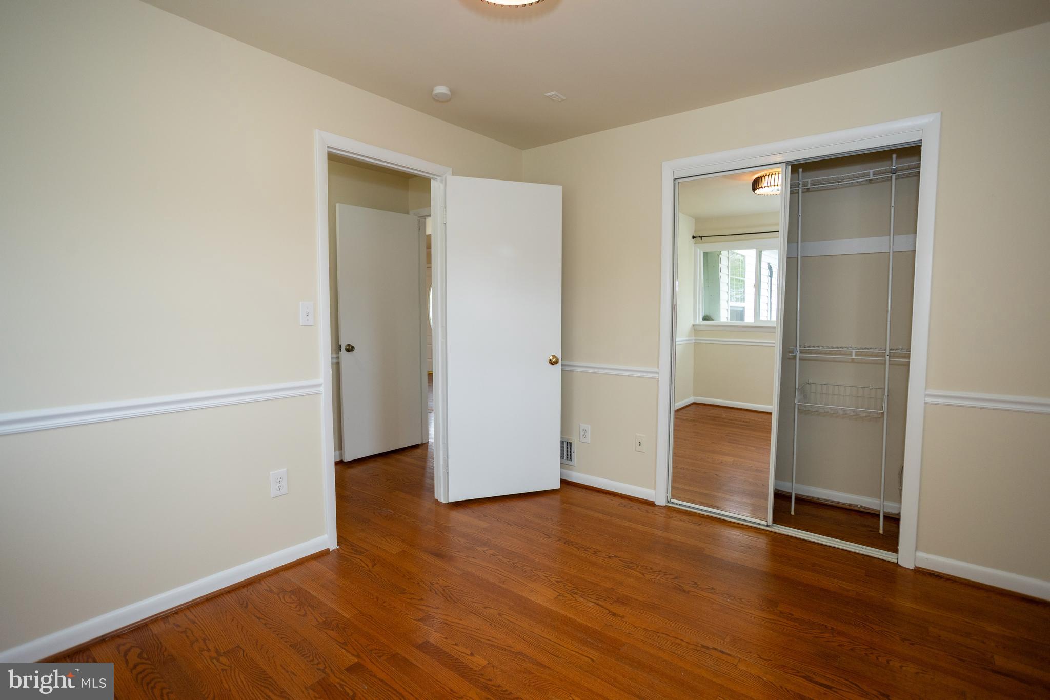 RIDGE VIEW ESTATES - Residential Lease