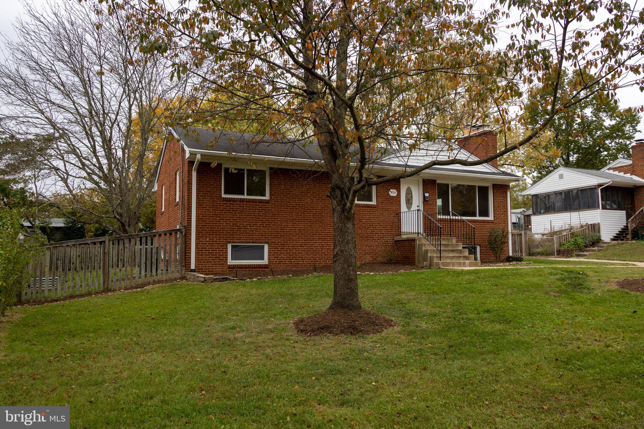 RIDGE VIEW ESTATES - Residential Lease