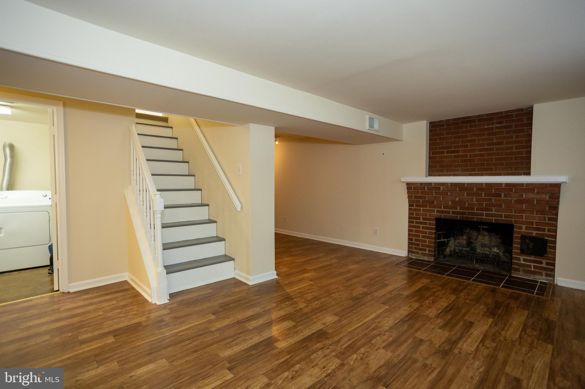 RIDGE VIEW ESTATES - Residential Lease