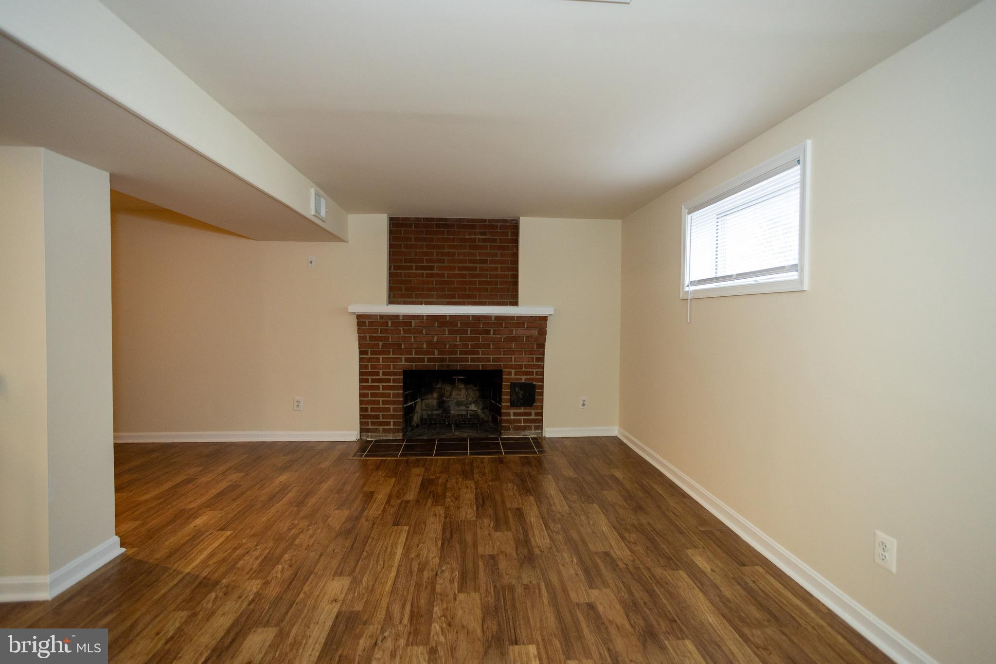 RIDGE VIEW ESTATES - Residential Lease