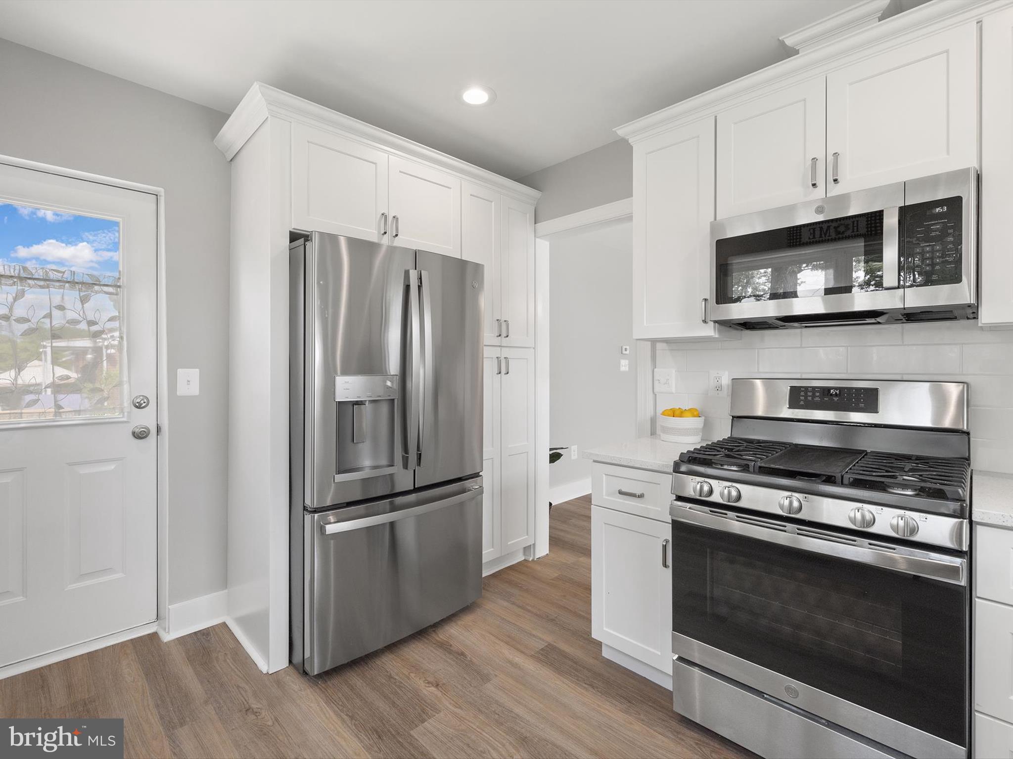 GORDONS CORNER - Residential