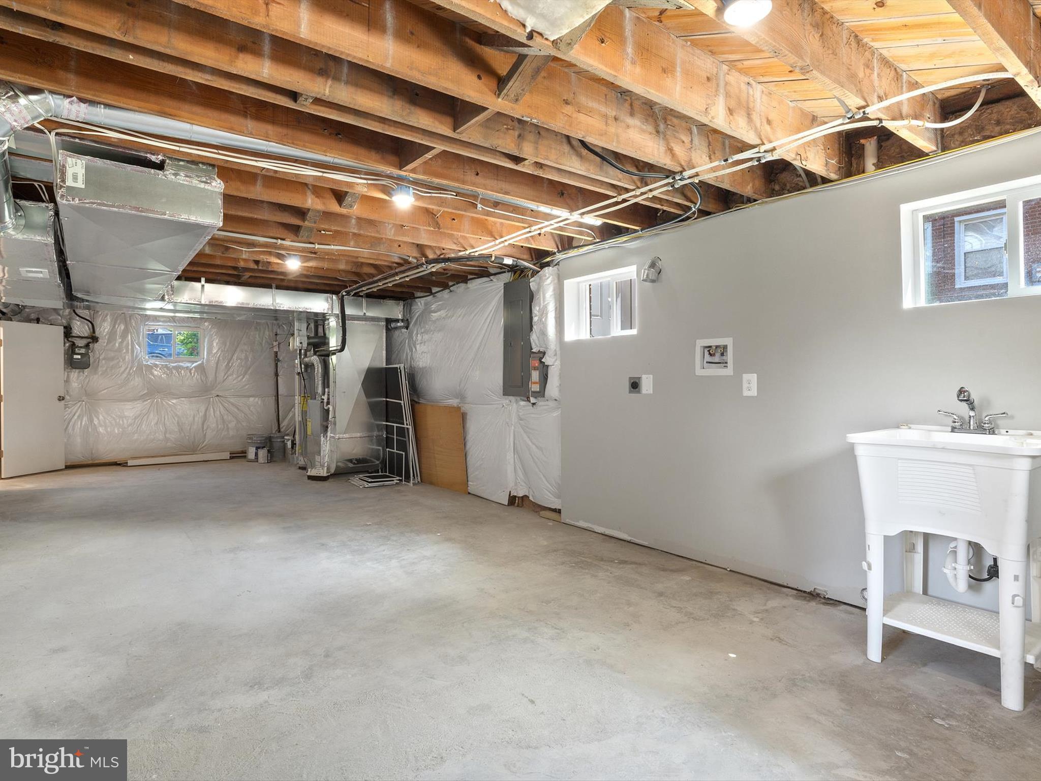 GORDONS CORNER - Residential