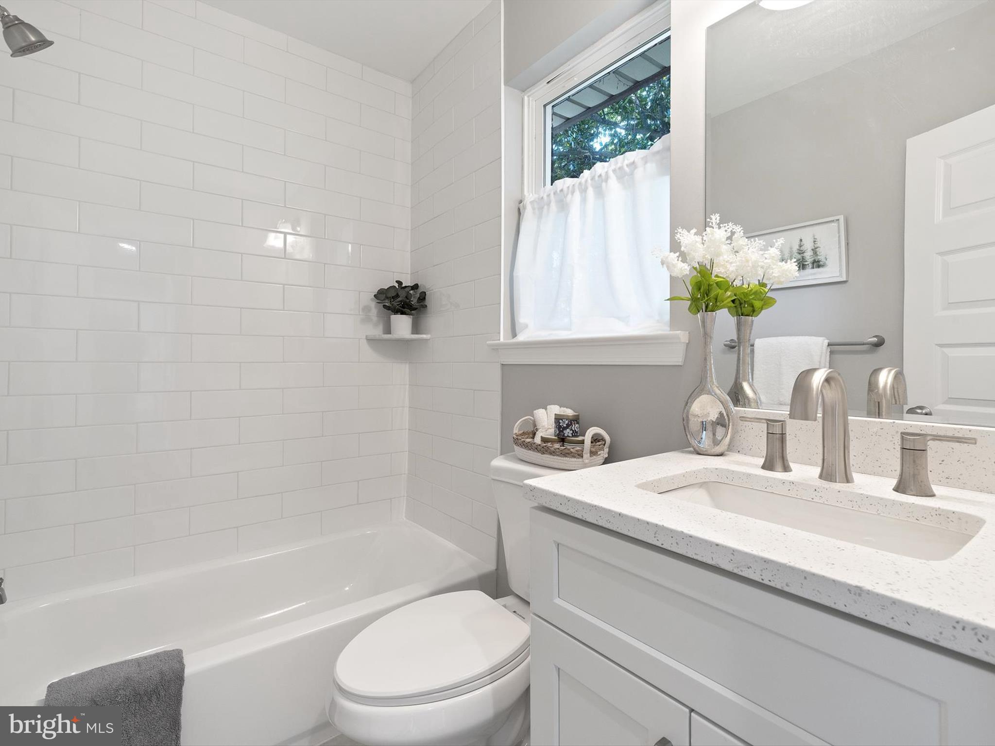 GORDONS CORNER - Residential