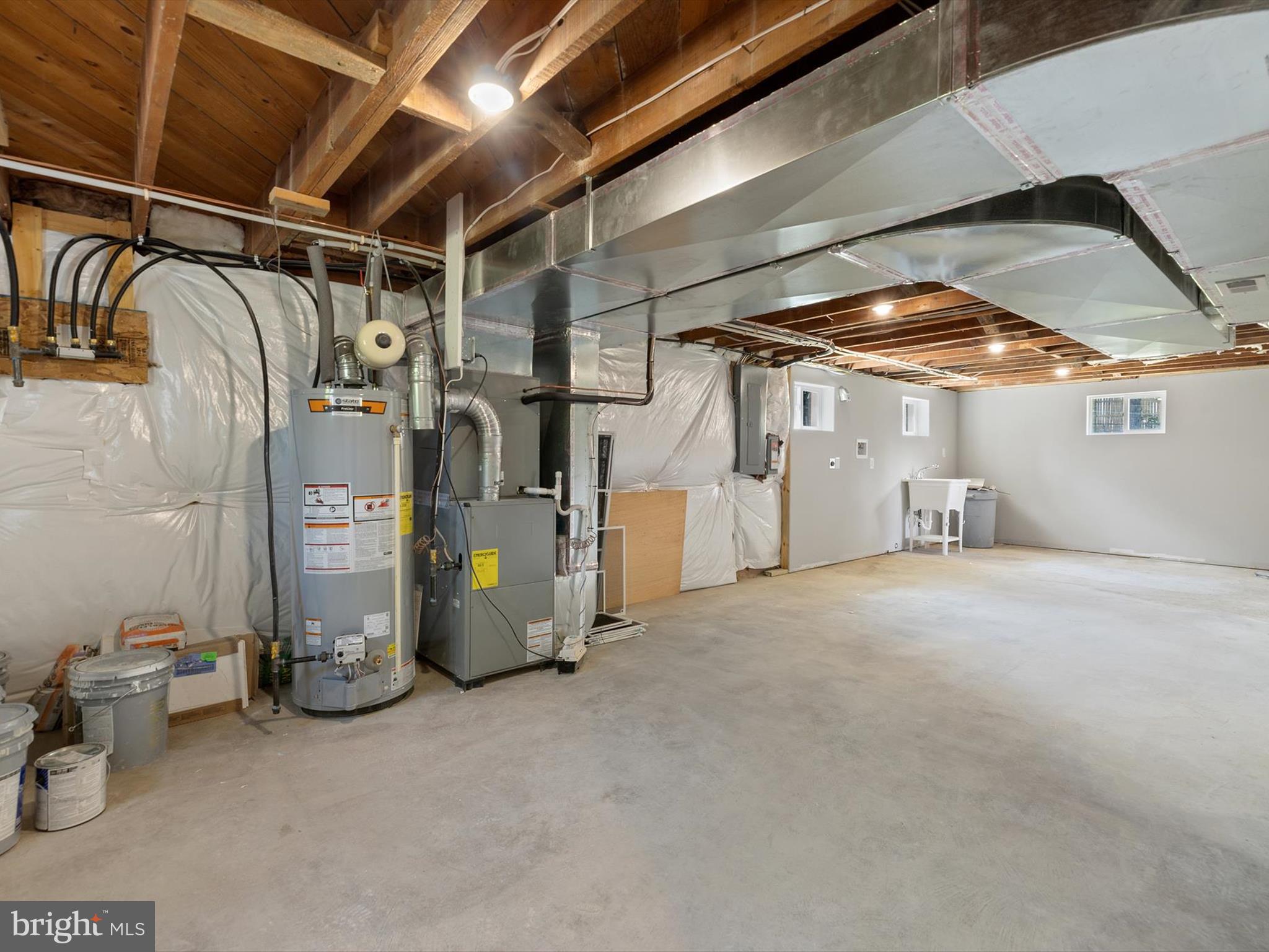 GORDONS CORNER - Residential