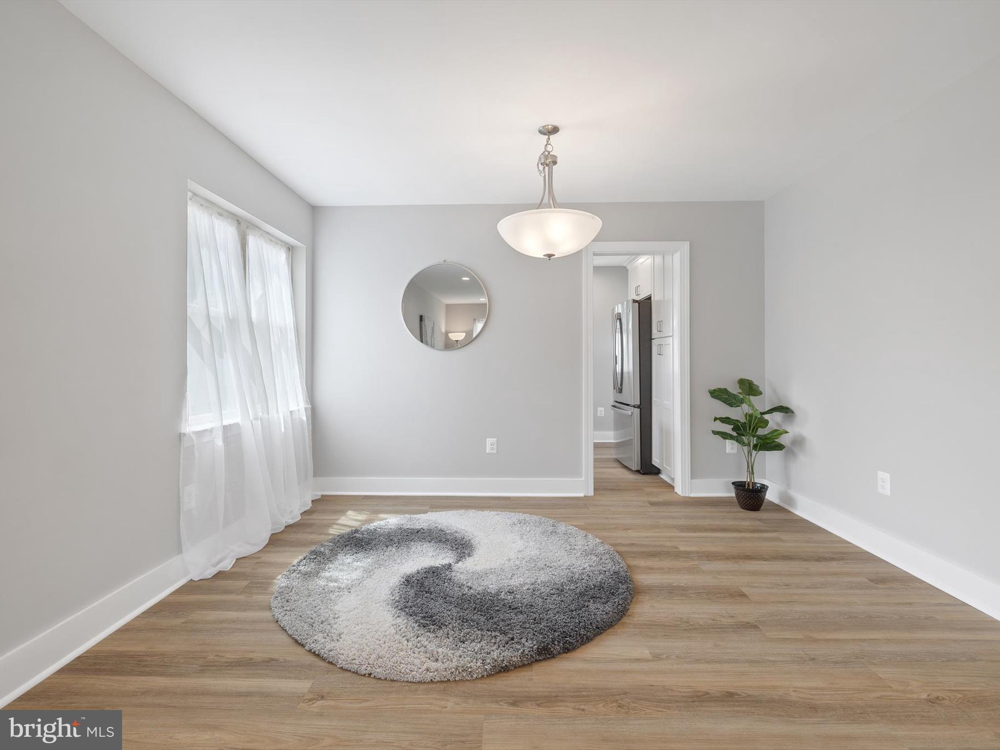 GORDONS CORNER - Residential