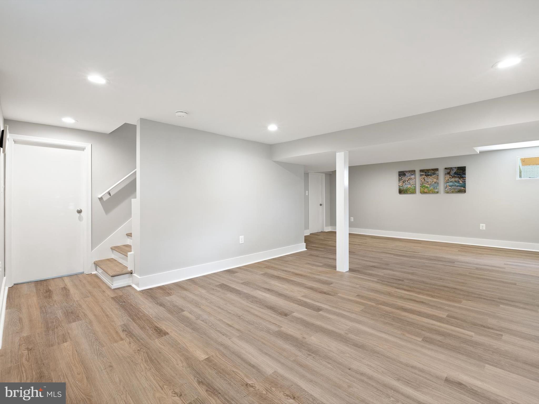 GORDONS CORNER - Residential