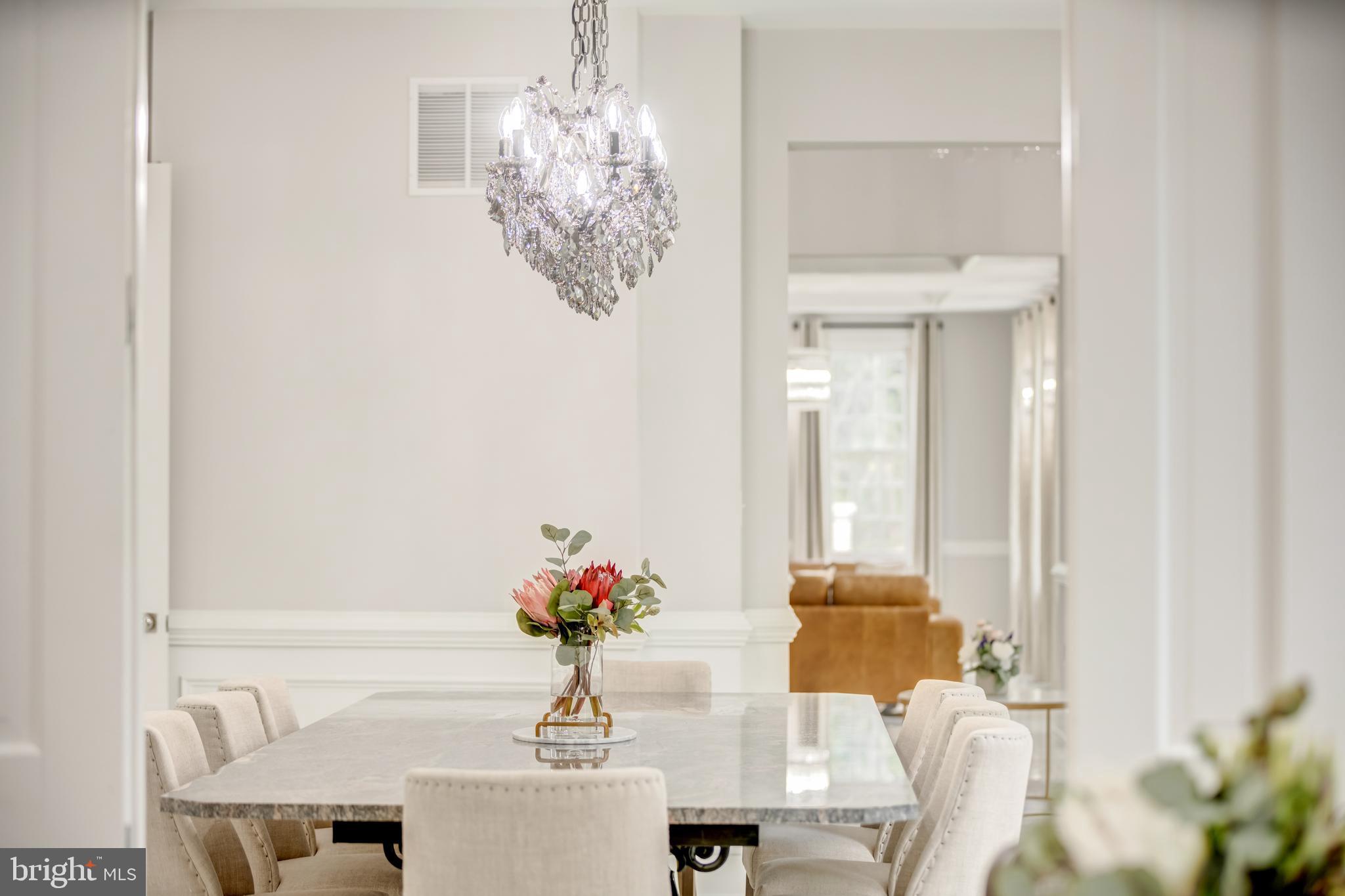 ROLLING VALLEY - Residential Lease