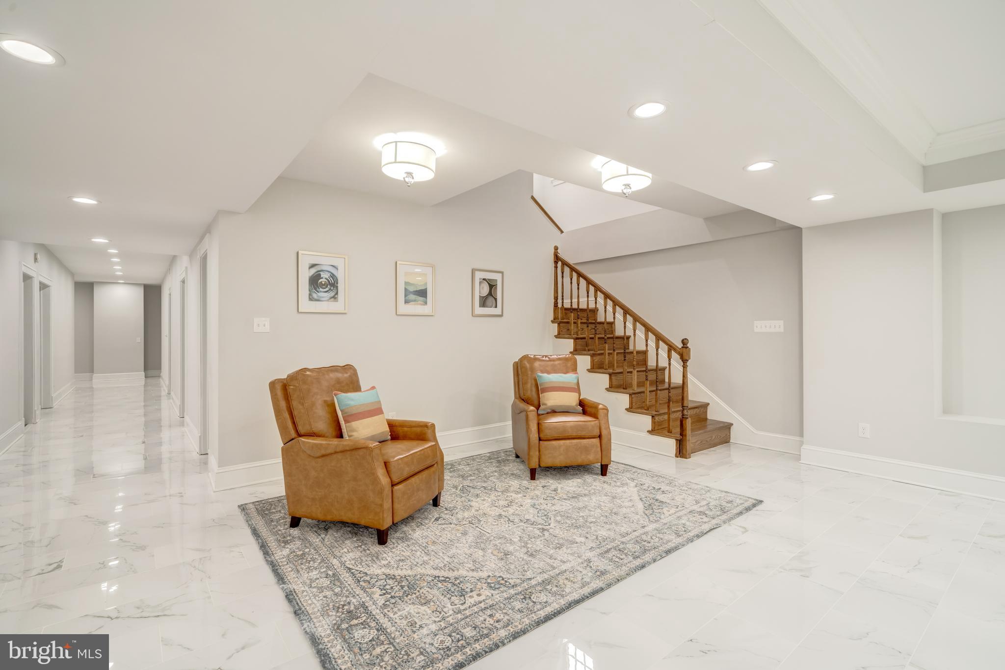 ROLLING VALLEY - Residential Lease