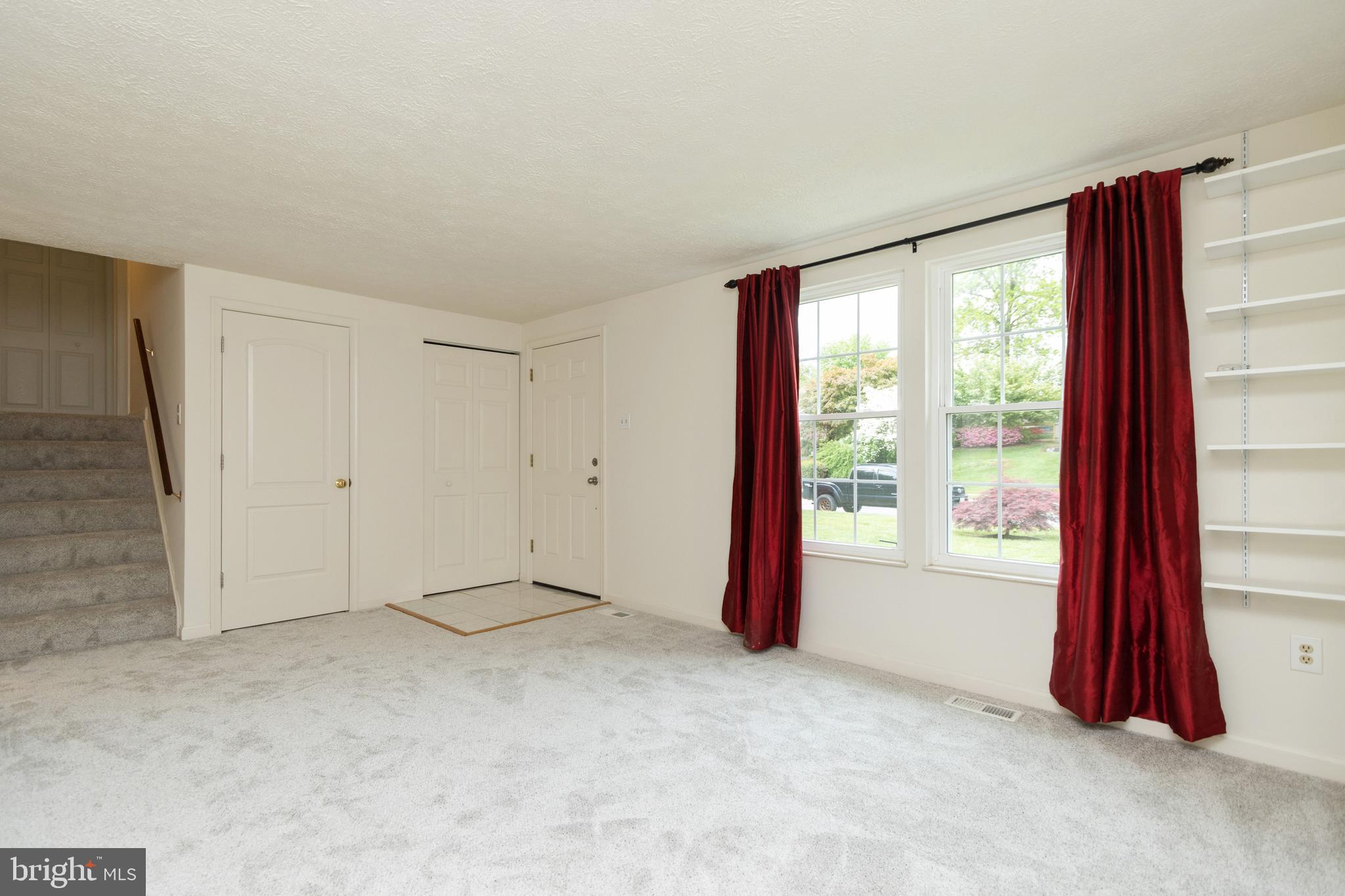 HILLTOP - Residential