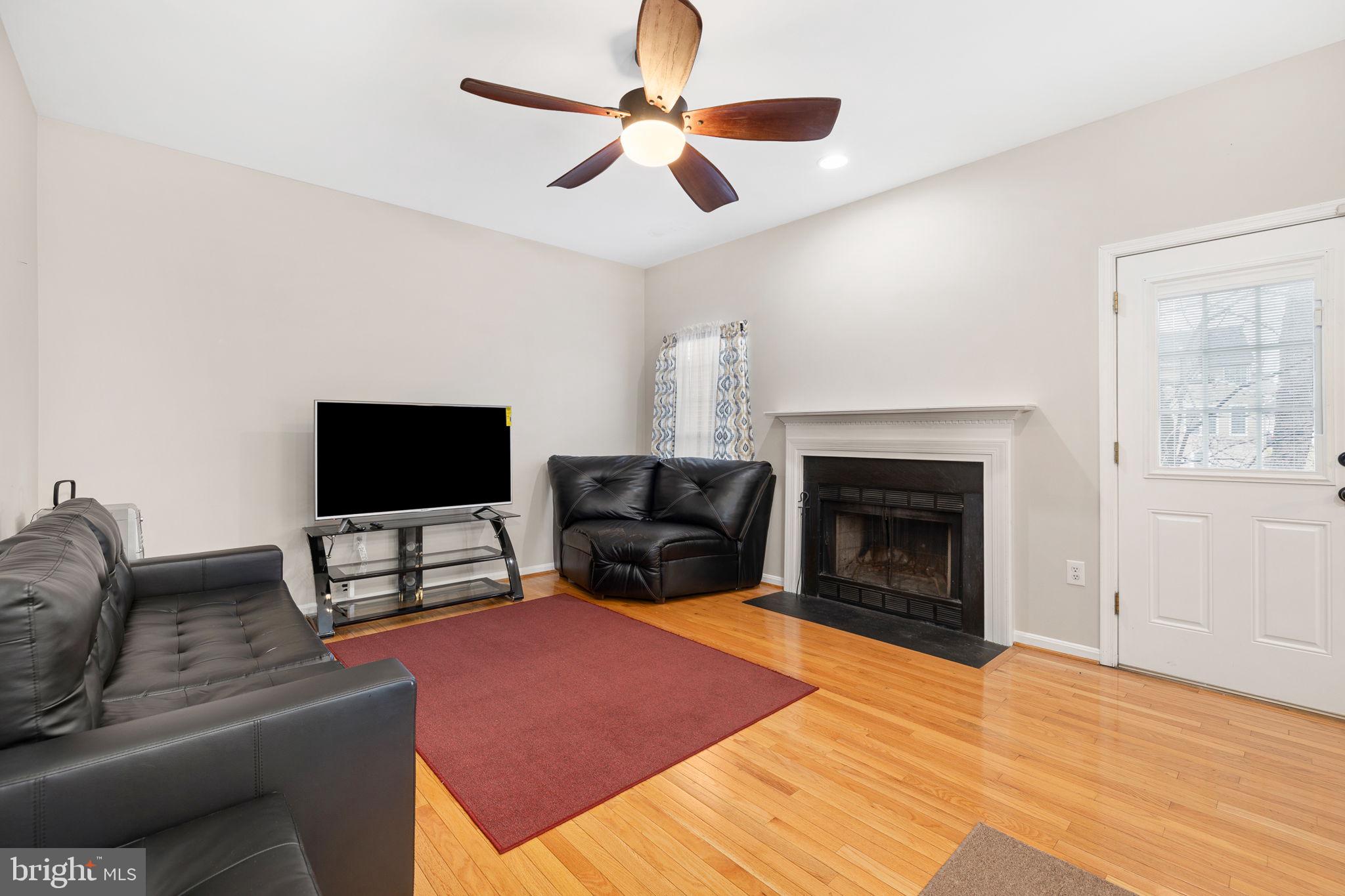 WOODMONT - Residential