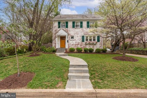 4615 SEDGWICK STREET NW WASHINGTON DC 20016