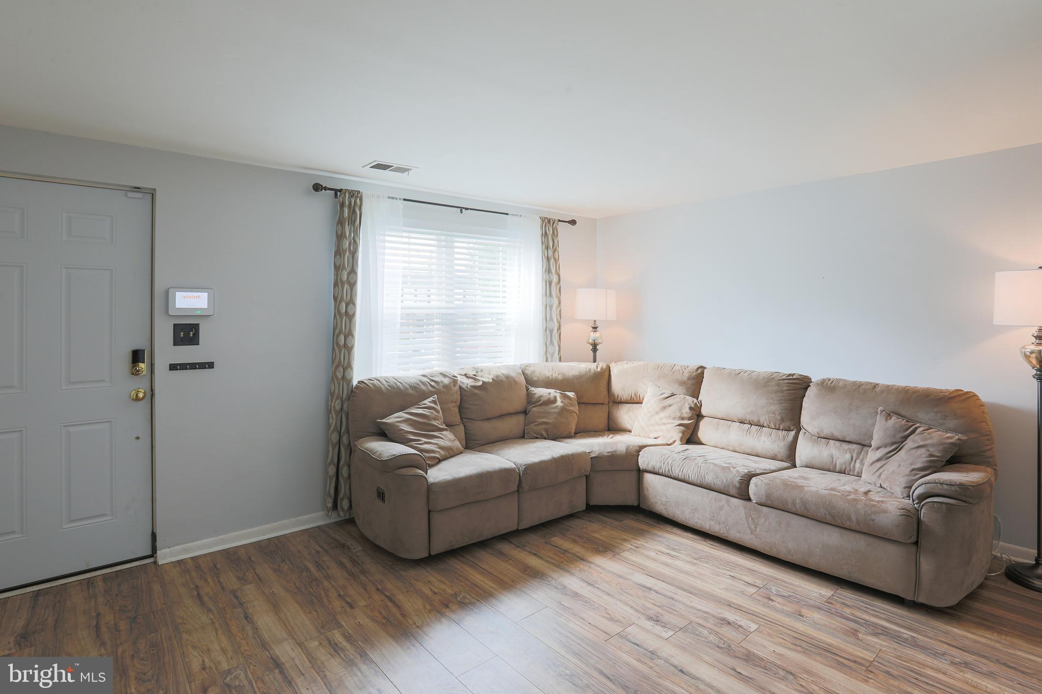 BOWLEYS QUARTERS - Residential