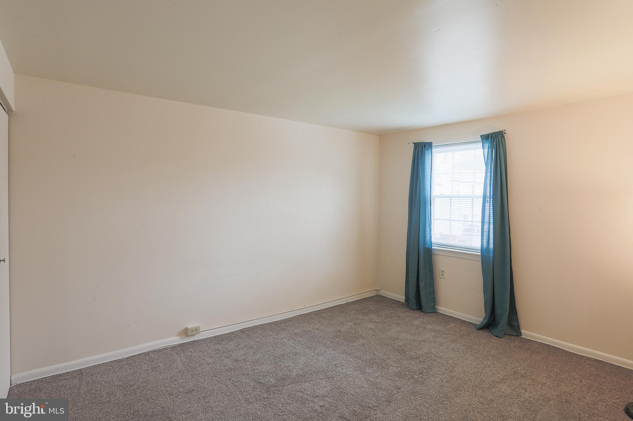 BOWLEYS QUARTERS - Residential