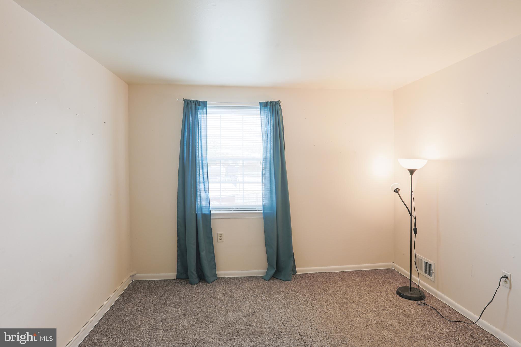 BOWLEYS QUARTERS - Residential