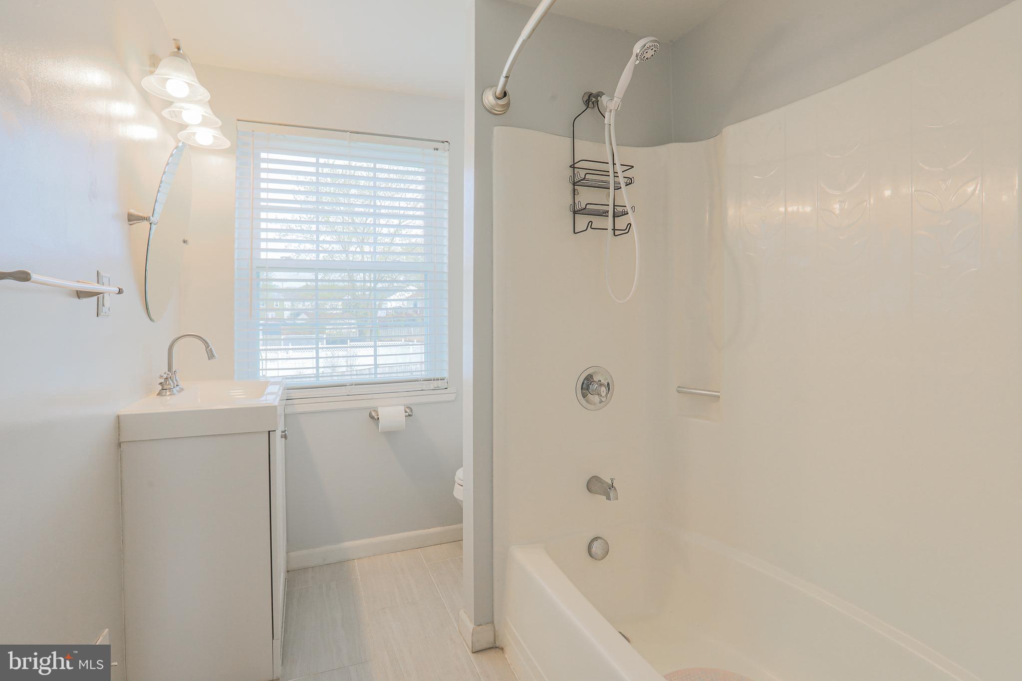 BOWLEYS QUARTERS - Residential