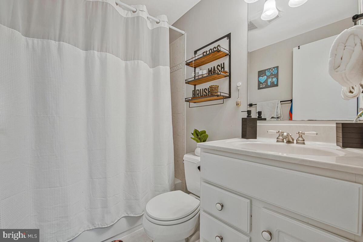 VILLAGE OF KINGS CONTRIVANCE - Residential