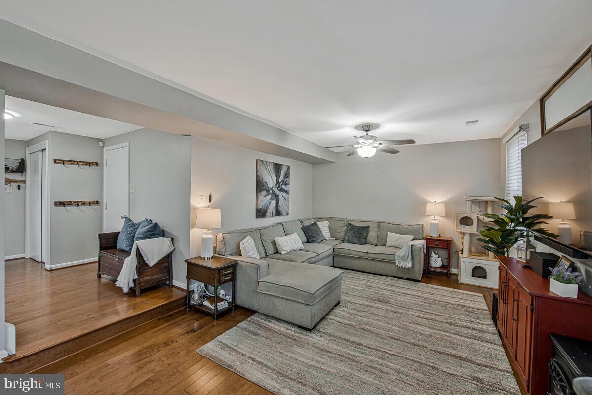 VILLAGE OF KINGS CONTRIVANCE - Residential