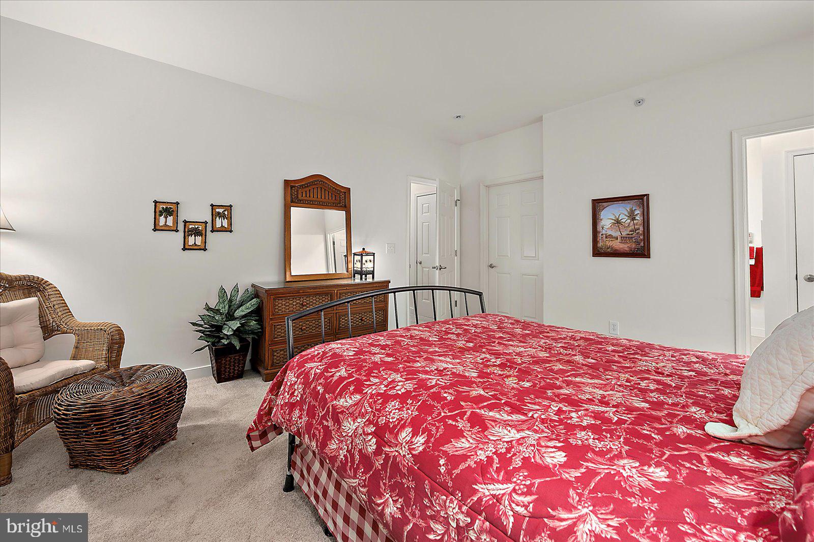 CEDAR BAY - Residential