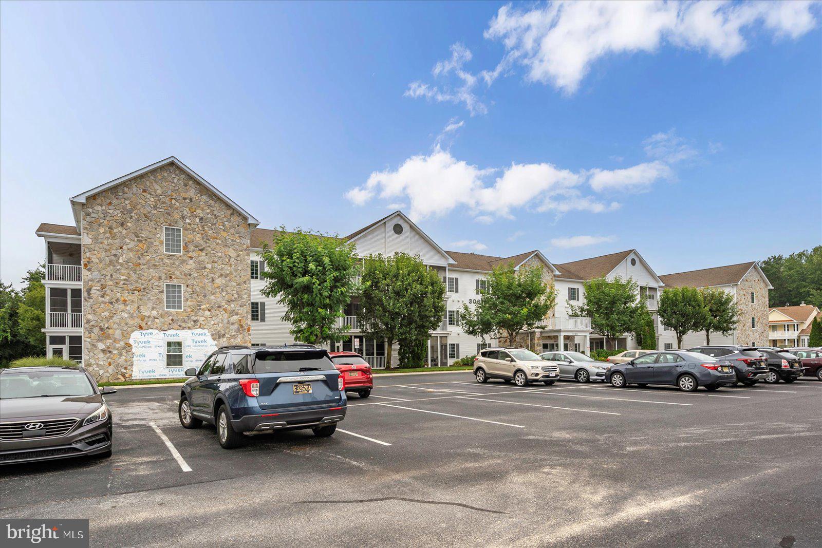 CEDAR BAY - Residential