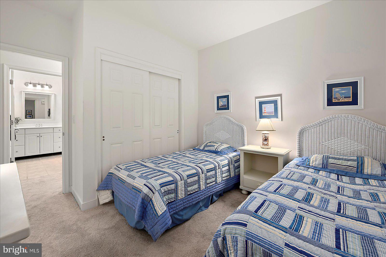 CEDAR BAY - Residential