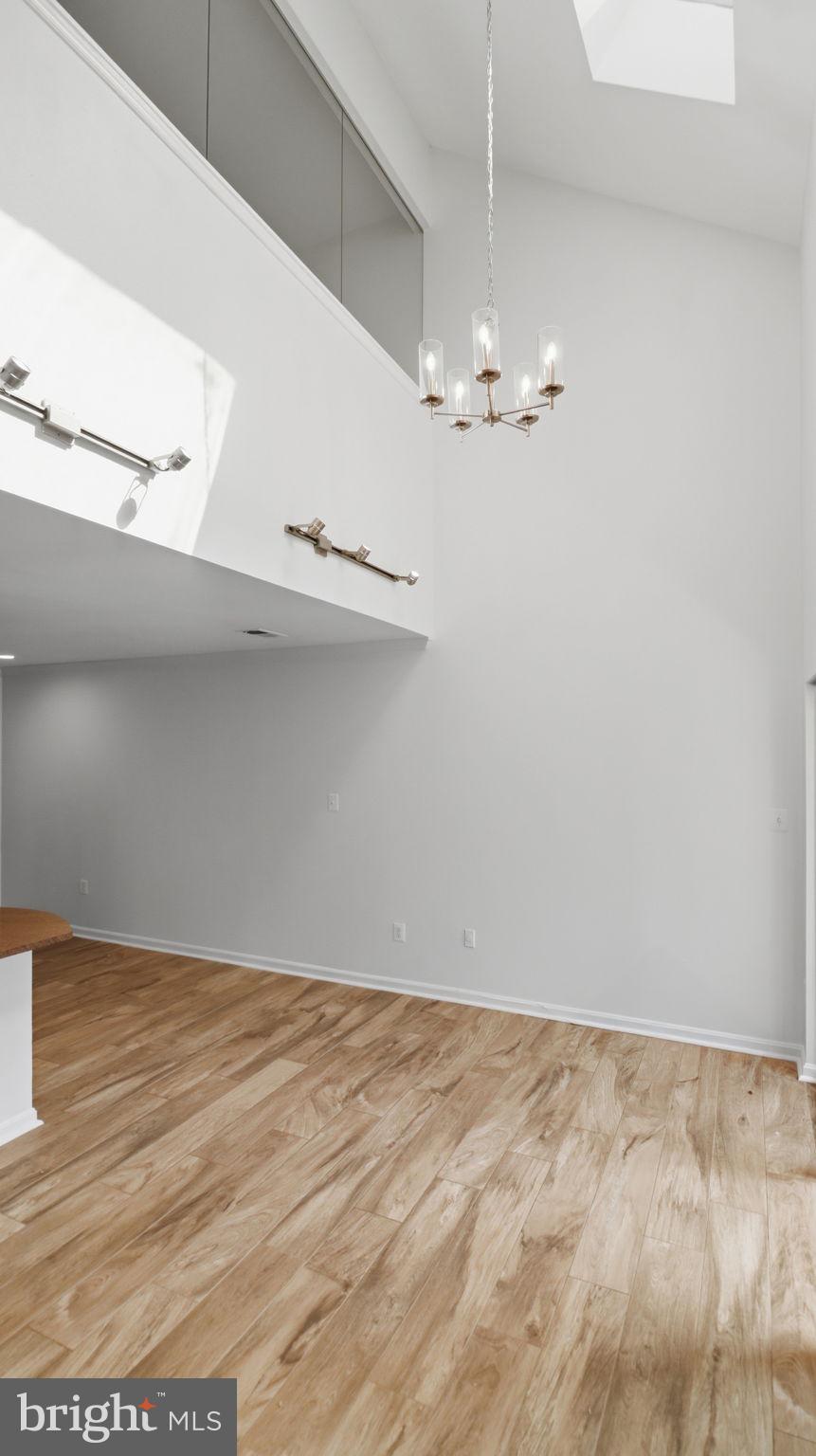 SUMMERWALK - Residential