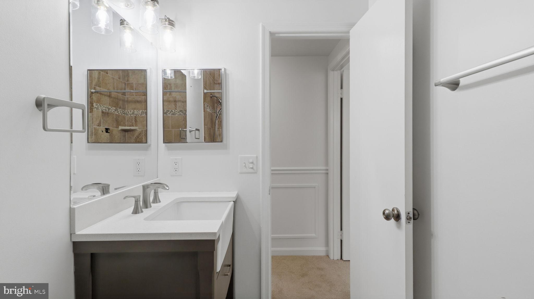 SUMMERWALK - Residential