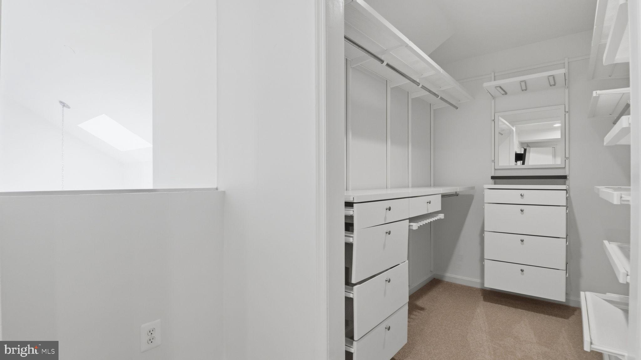 SUMMERWALK - Residential