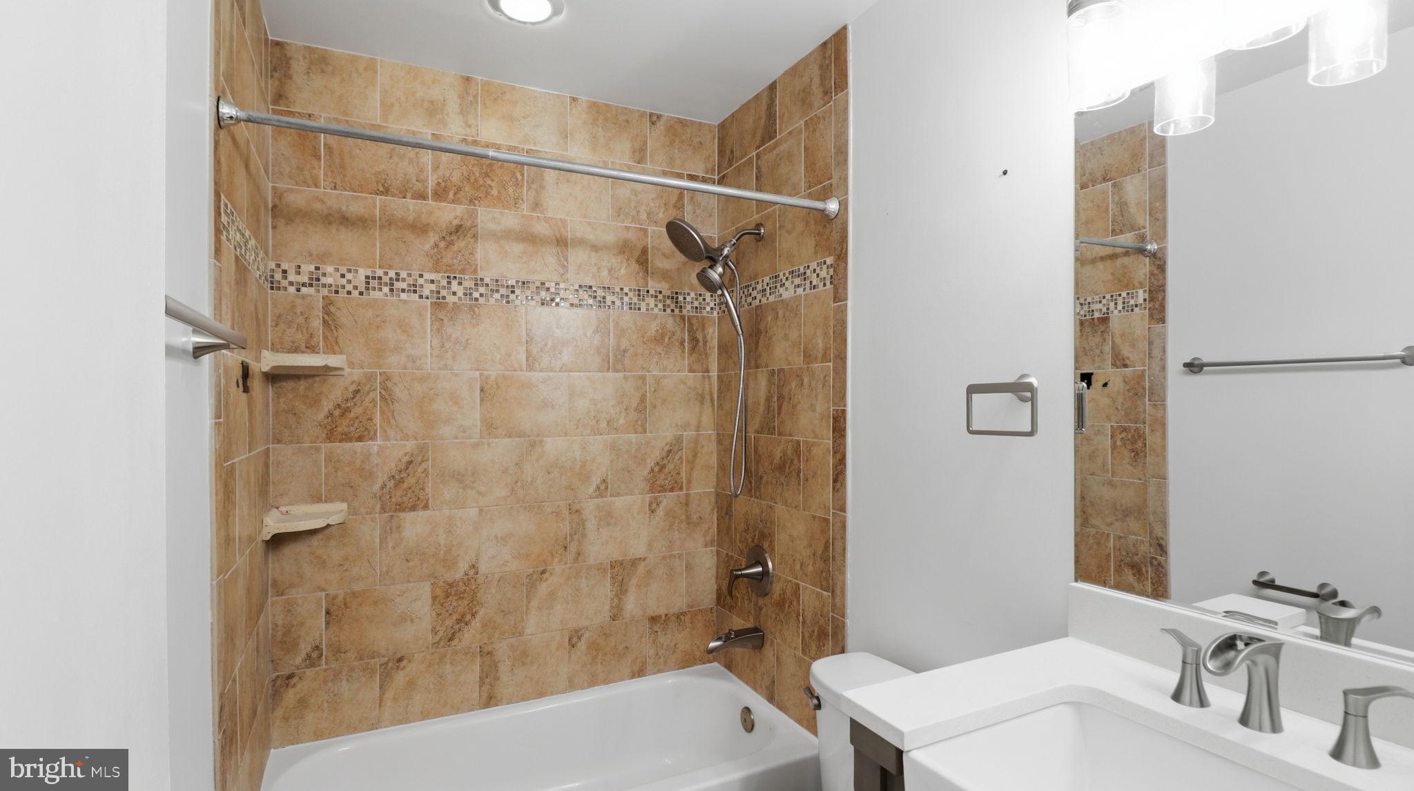 SUMMERWALK - Residential