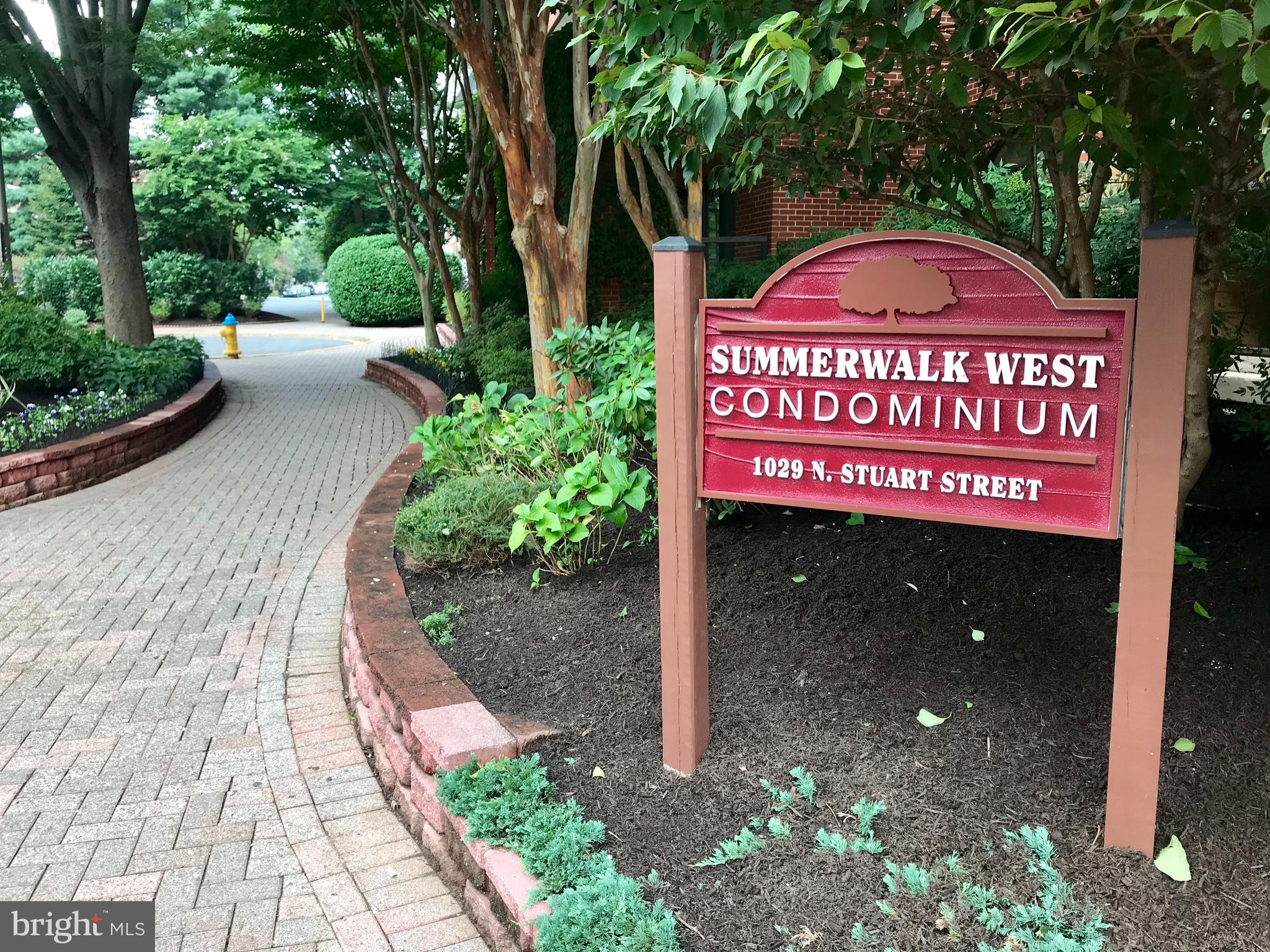 SUMMERWALK - Residential