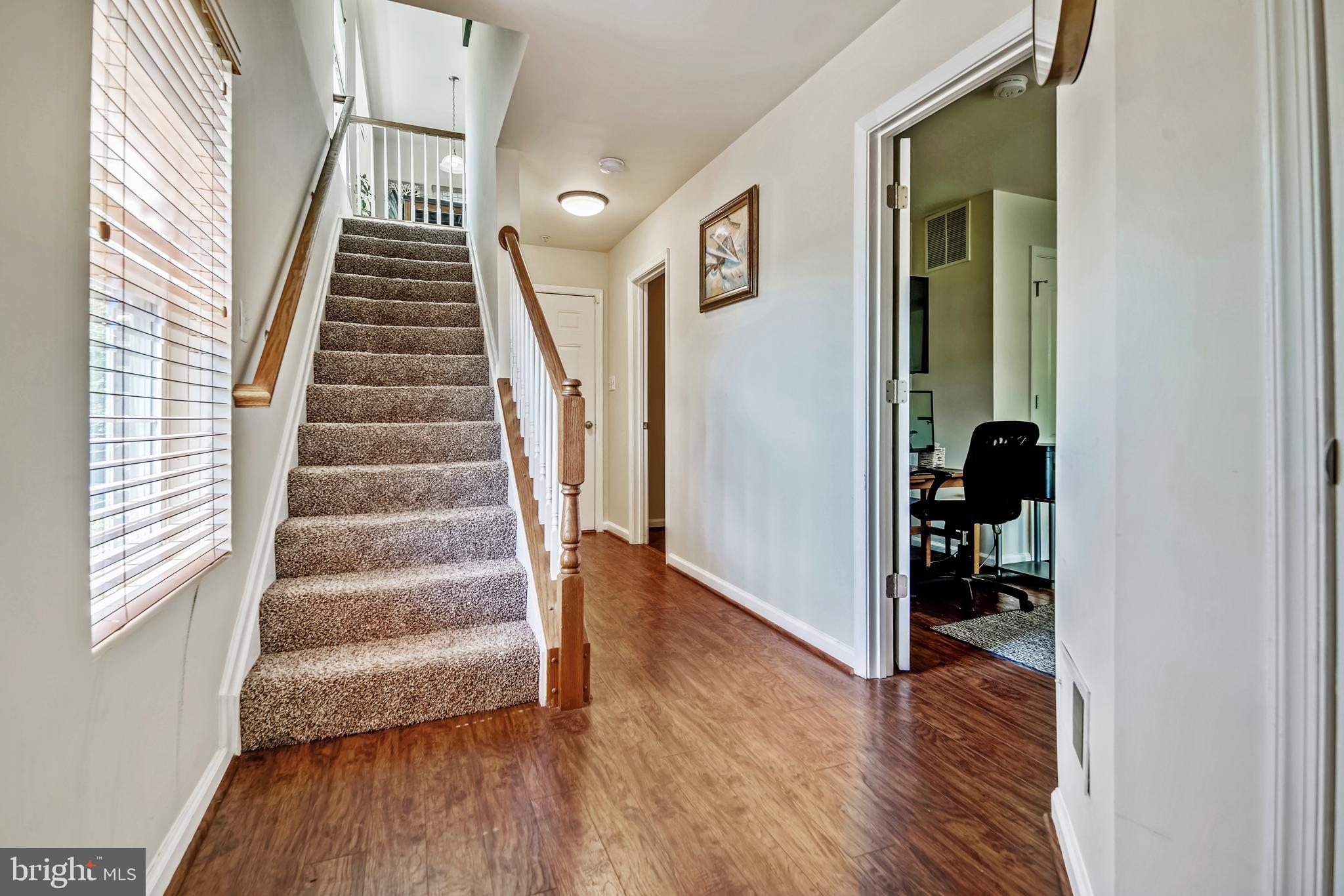 CHELSEA MANOR - Residential