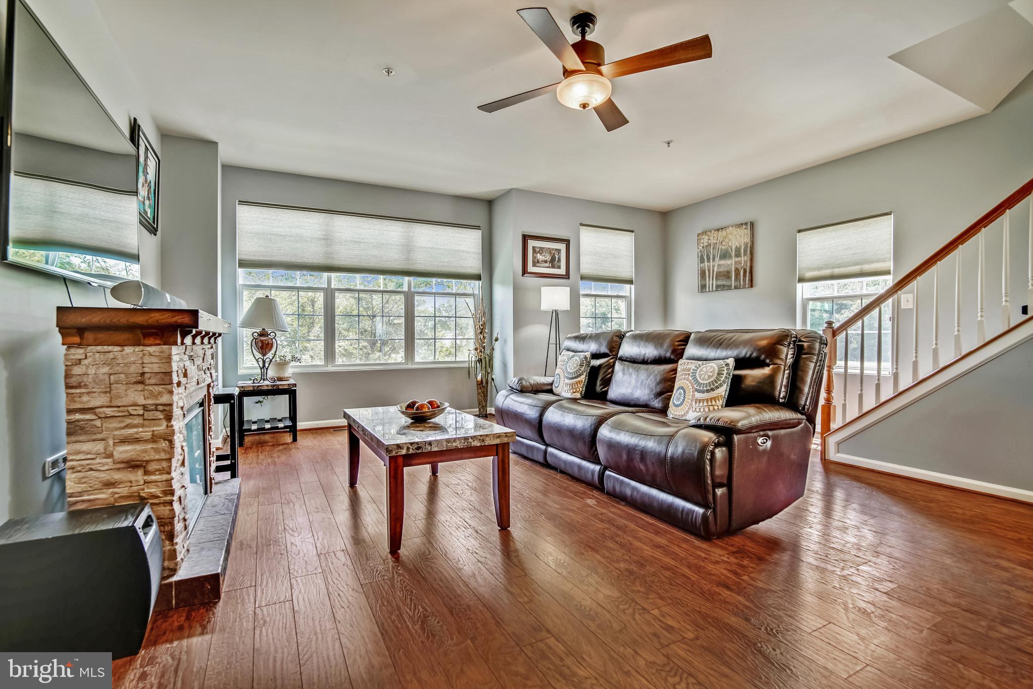 CHELSEA MANOR - Residential