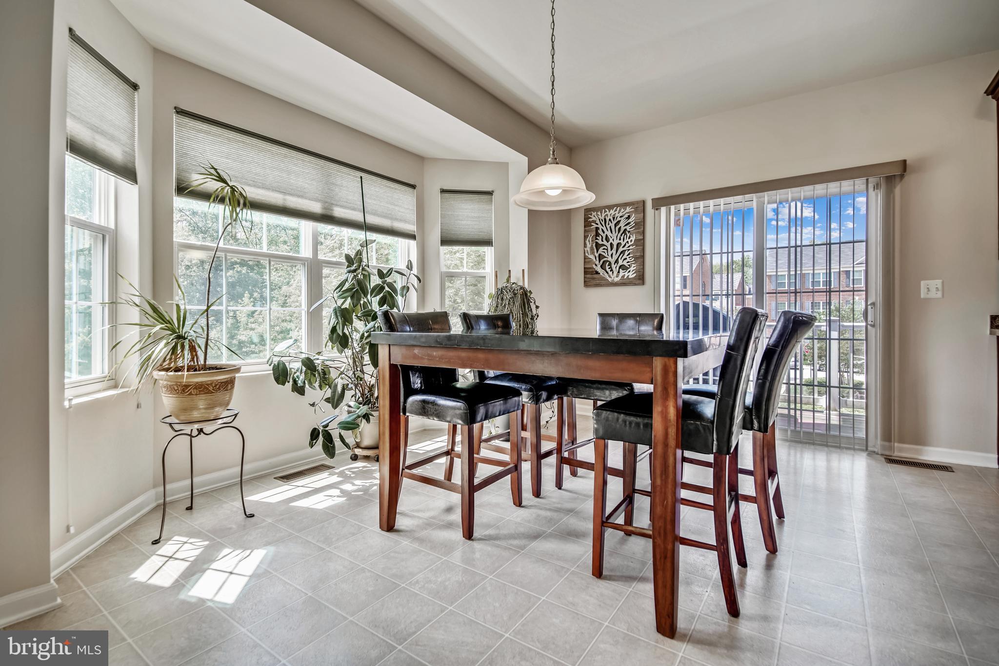 CHELSEA MANOR - Residential