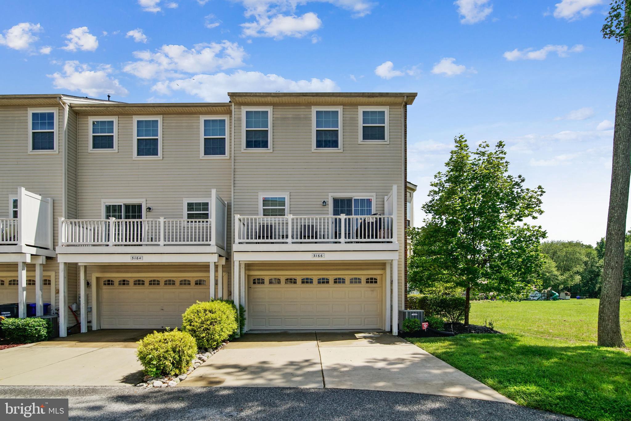 CHELSEA MANOR - Residential