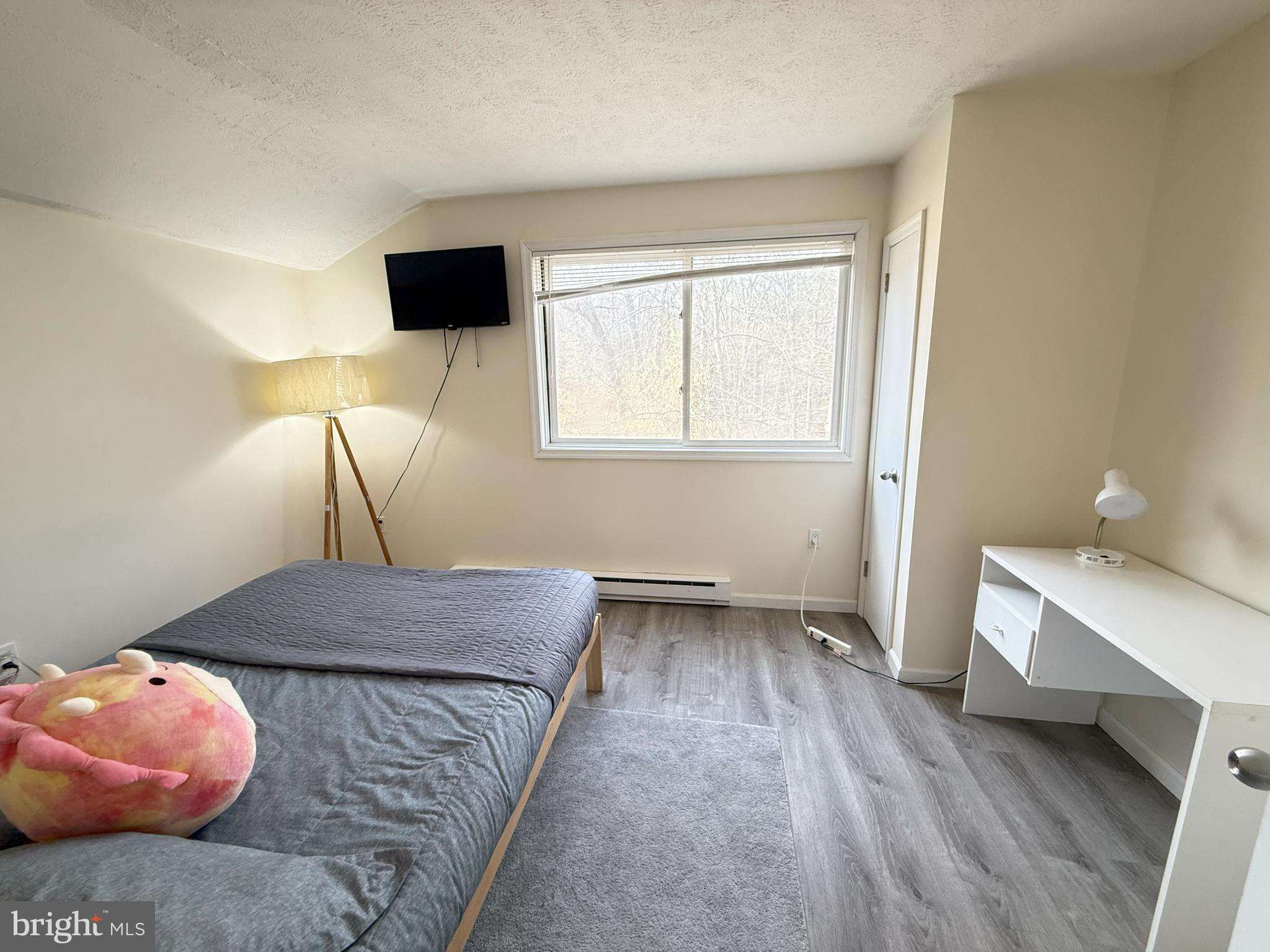 SAW CREEK ESTATES - Residential