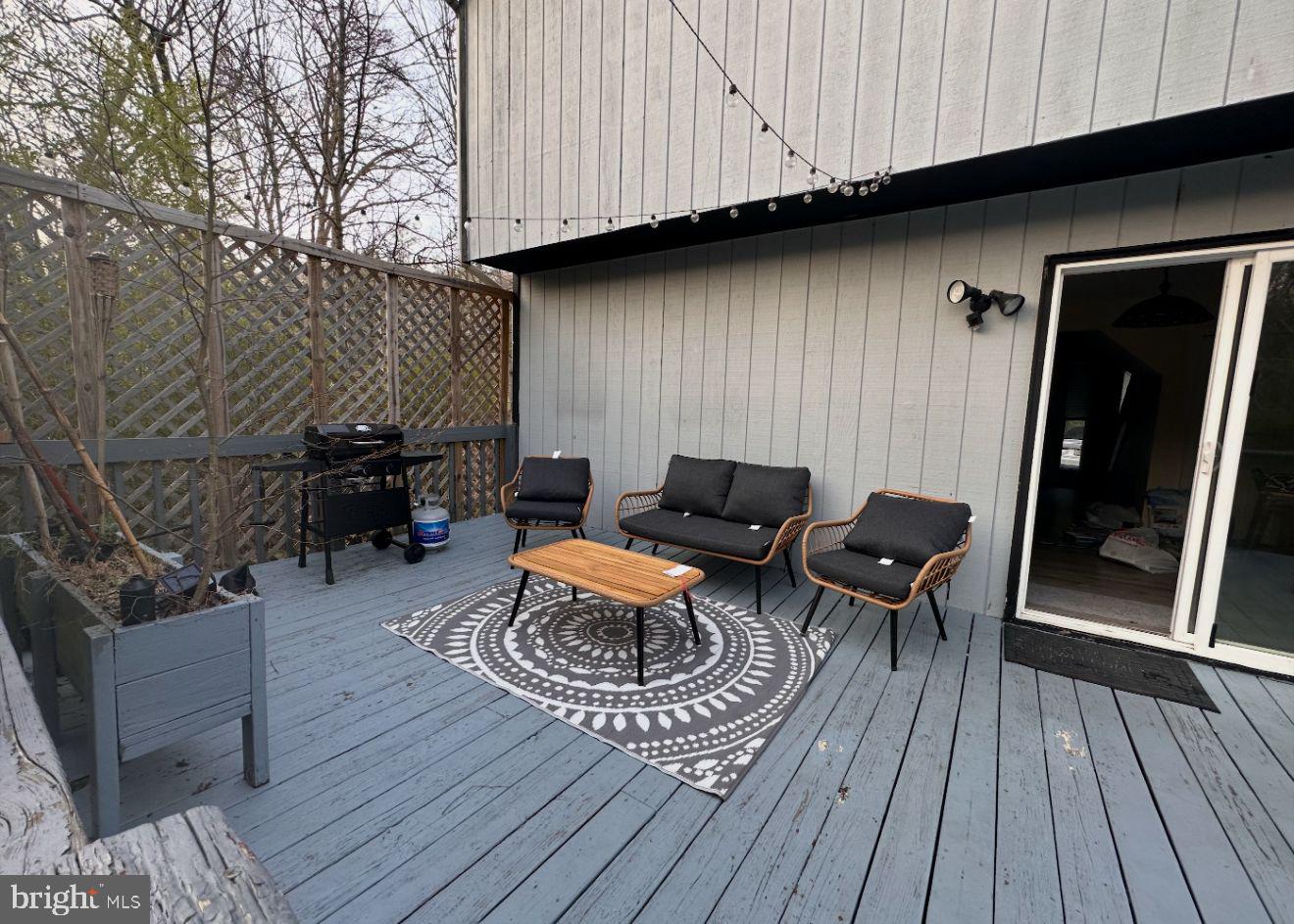 SAW CREEK ESTATES - Residential