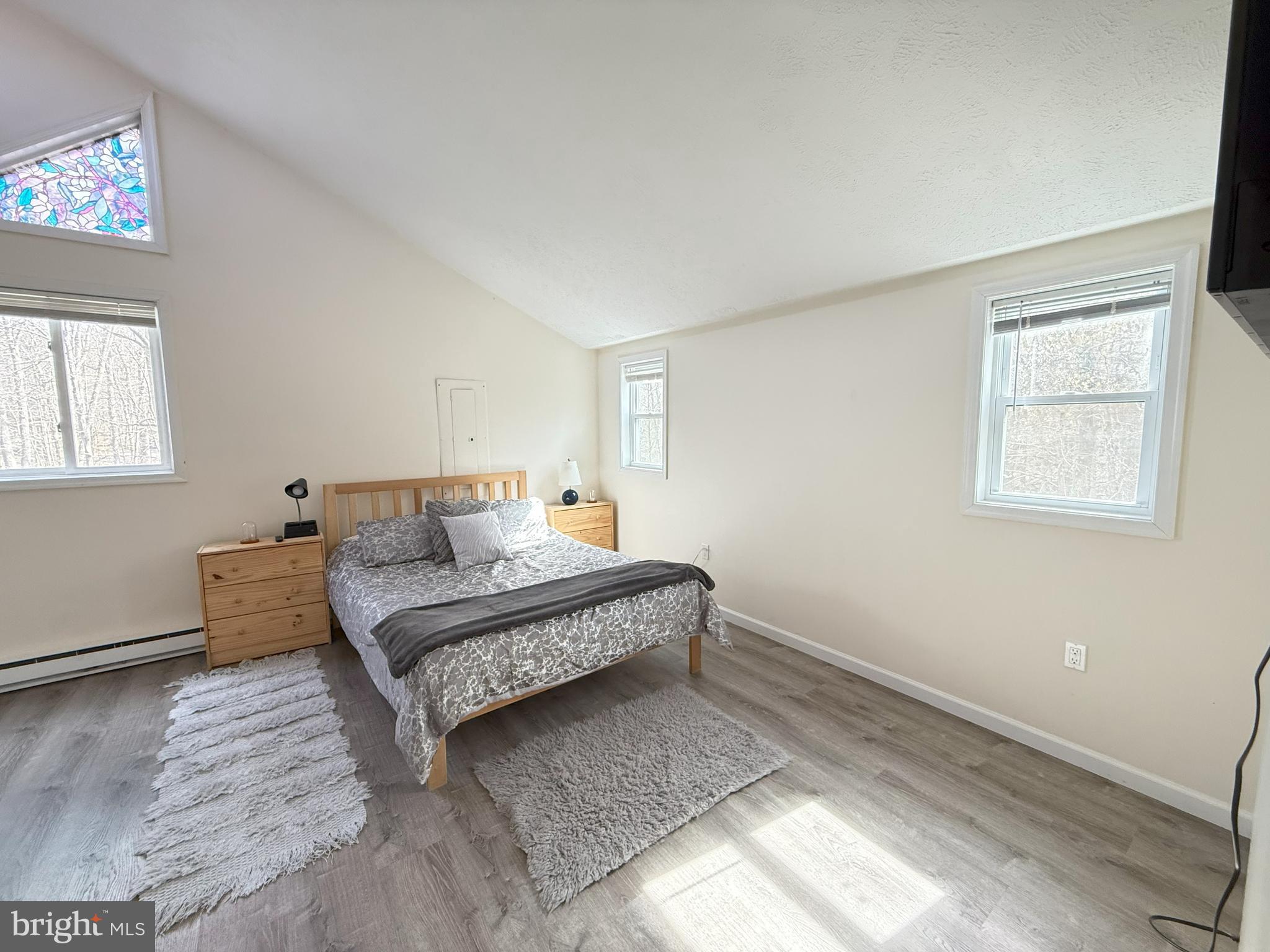 SAW CREEK ESTATES - Residential