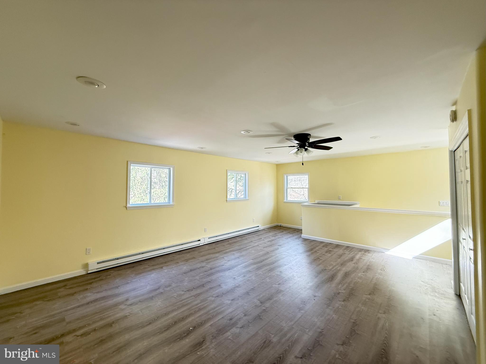 SAW CREEK ESTATES - Residential