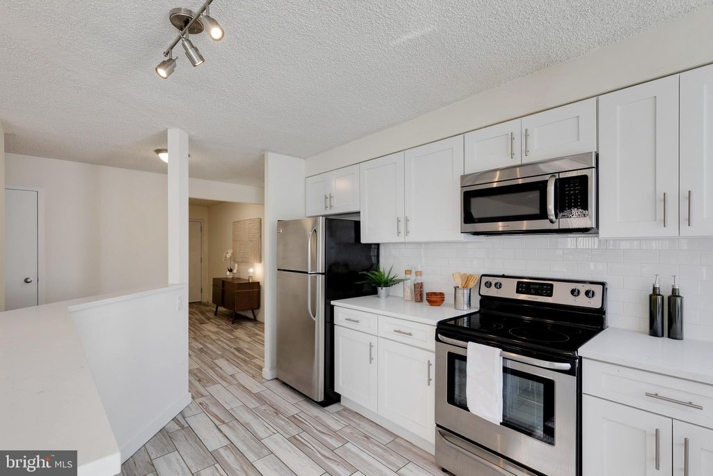 Photo of 241 S 6th Street #207H, PHILADELPHIA, PA 19106 (MLS # PAPH2524266)