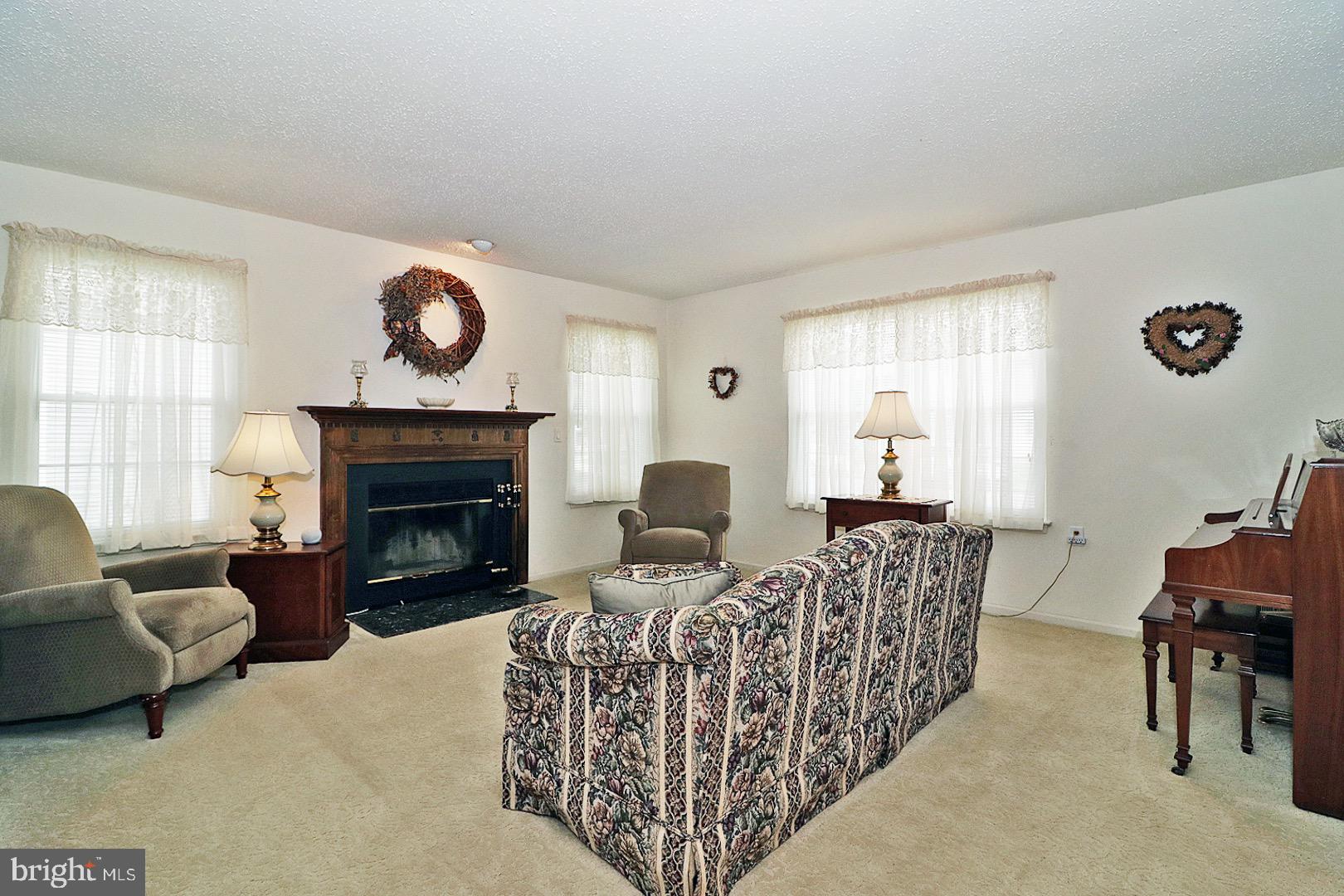 12 COTTONWOOD DRIVE