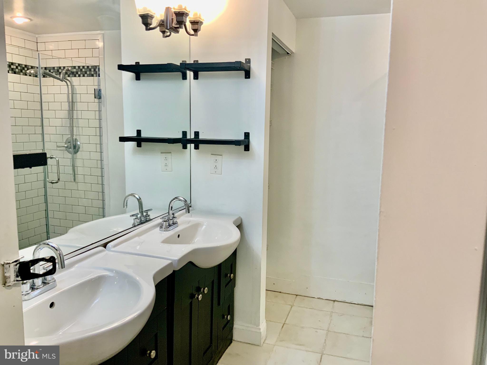 HYNESBORO PARK - Residential