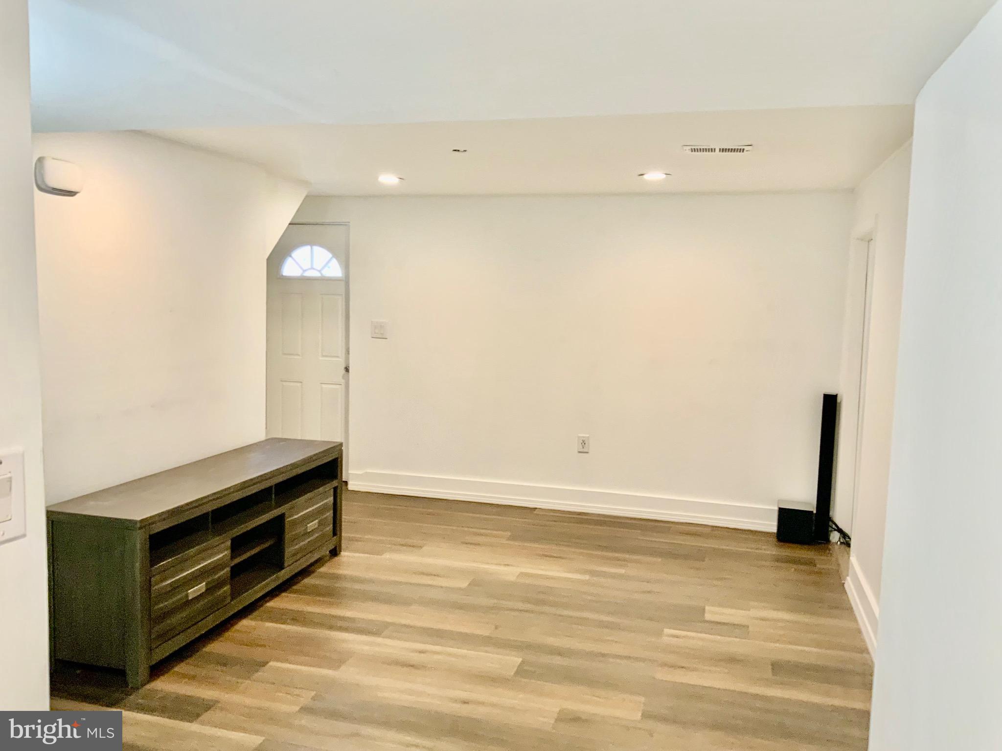 HYNESBORO PARK - Residential