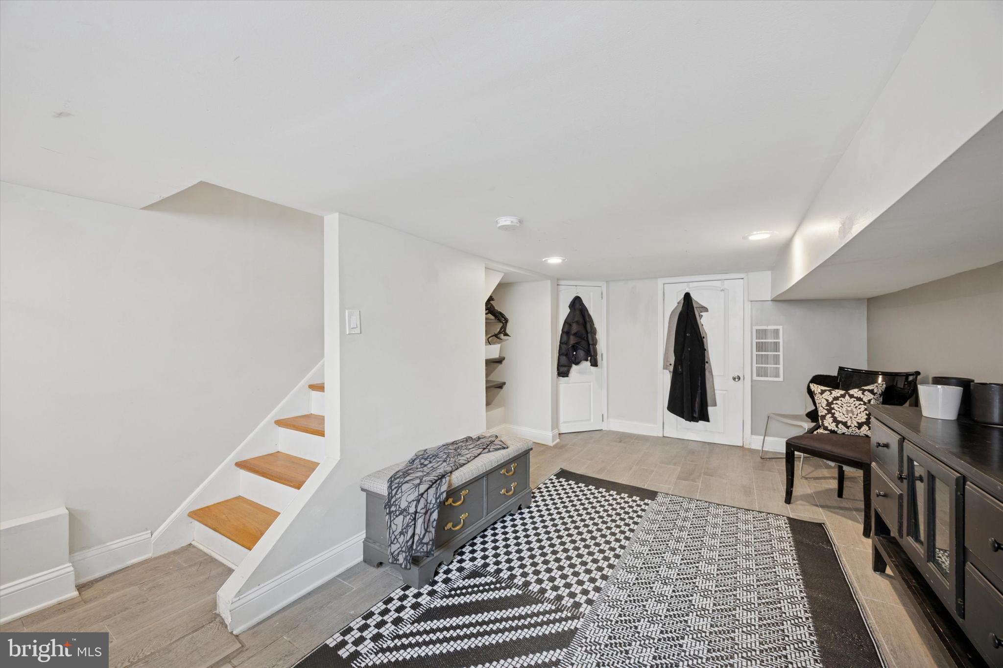 WEST PASSYUNK - Residential