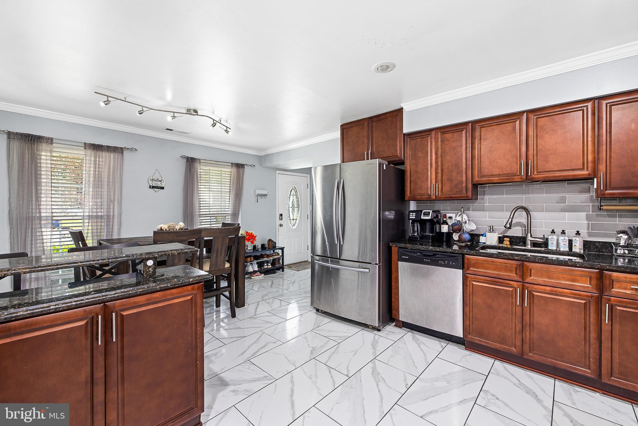 DALE CITY - Residential