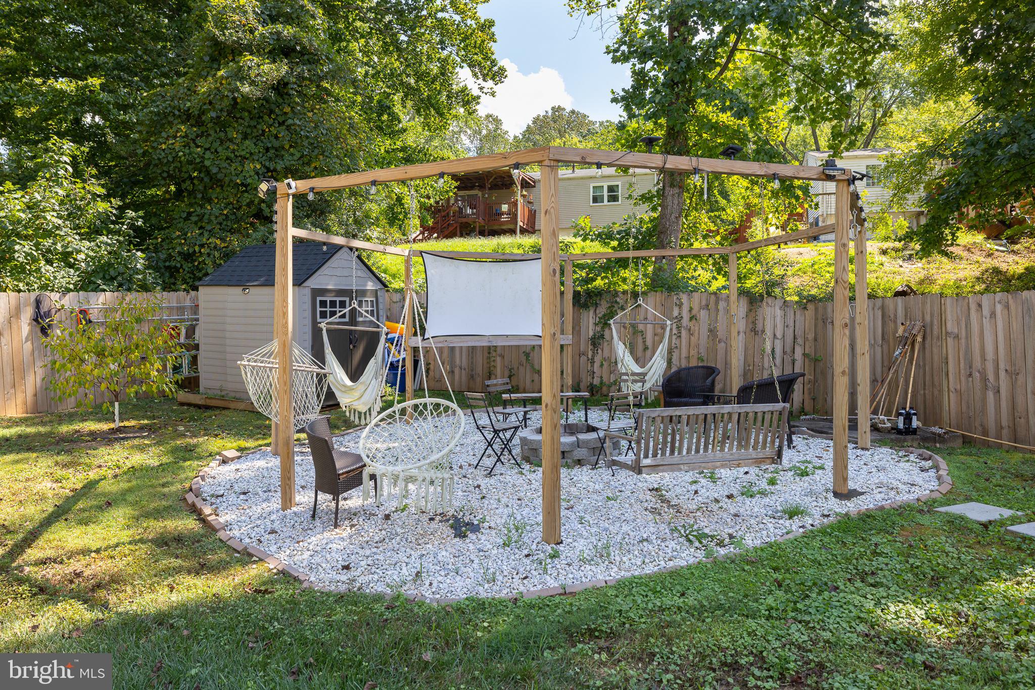 DALE CITY - Residential