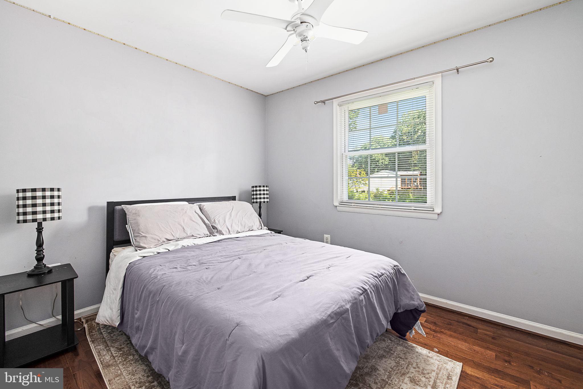 DALE CITY - Residential