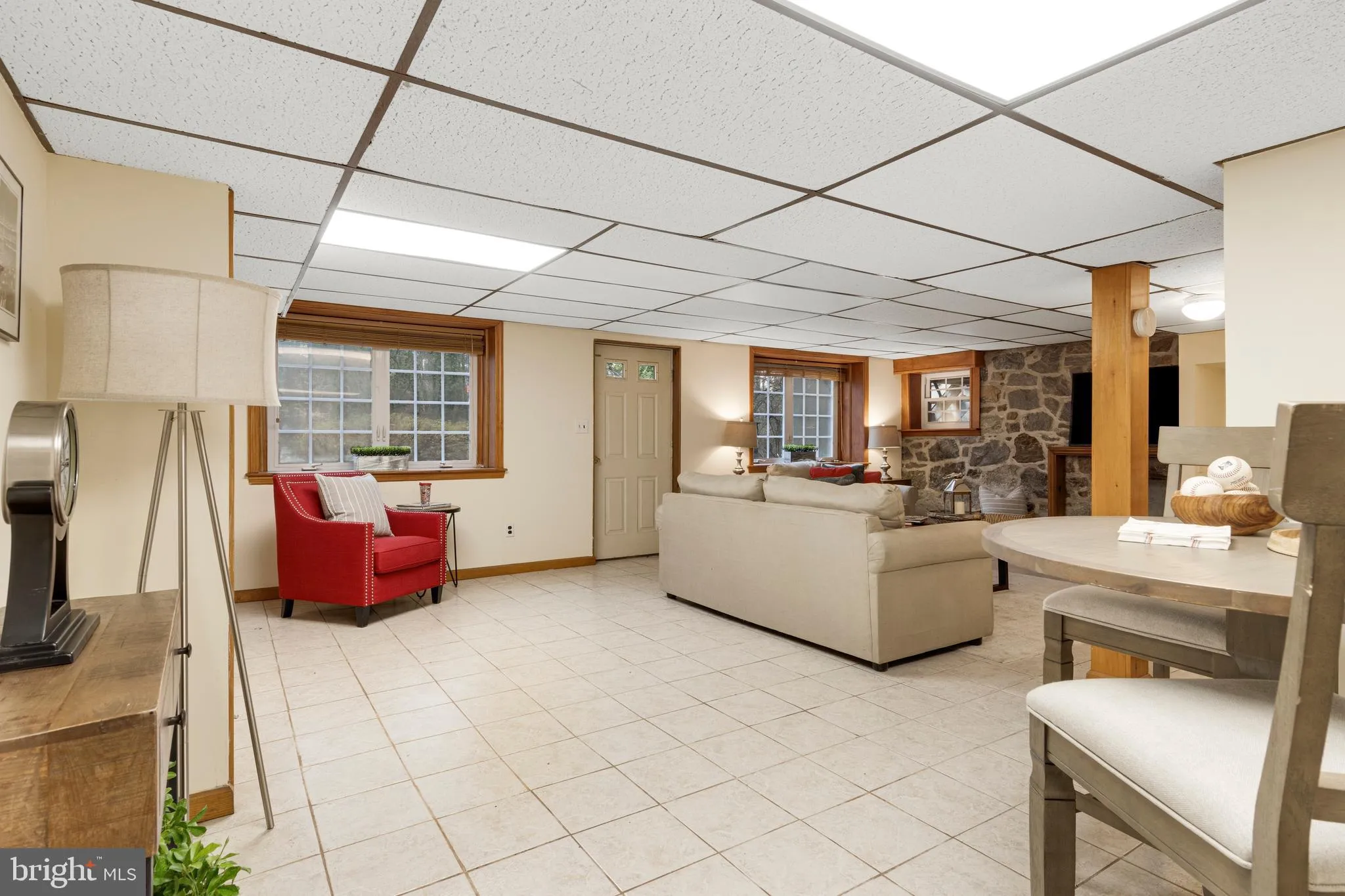 Wallingford, Pennsylvania 19086, United States, 4 Bedrooms Bedrooms, ,4 BathroomsBathrooms,Residential,Active,86812