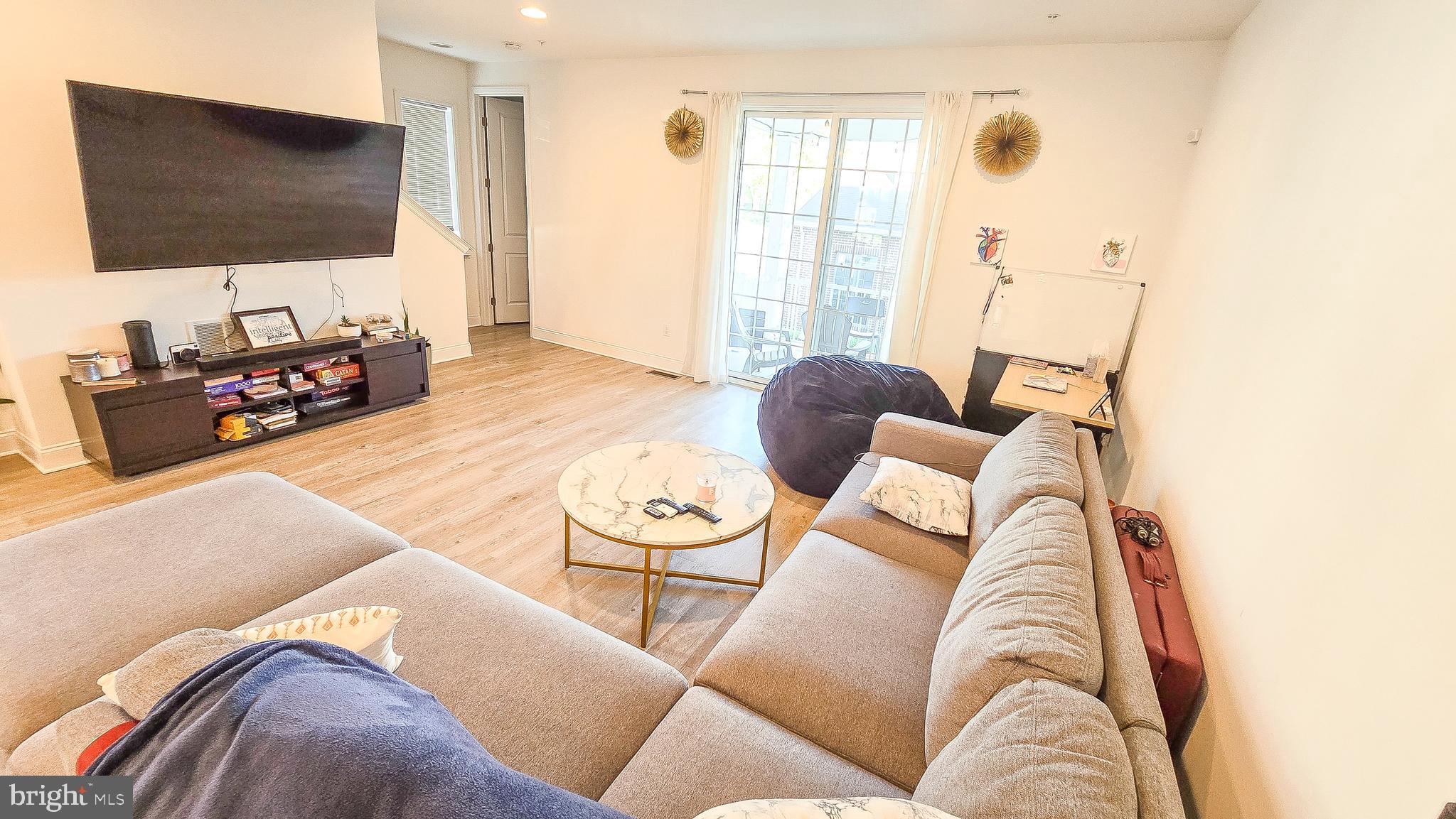 ARCONA - Residential Lease