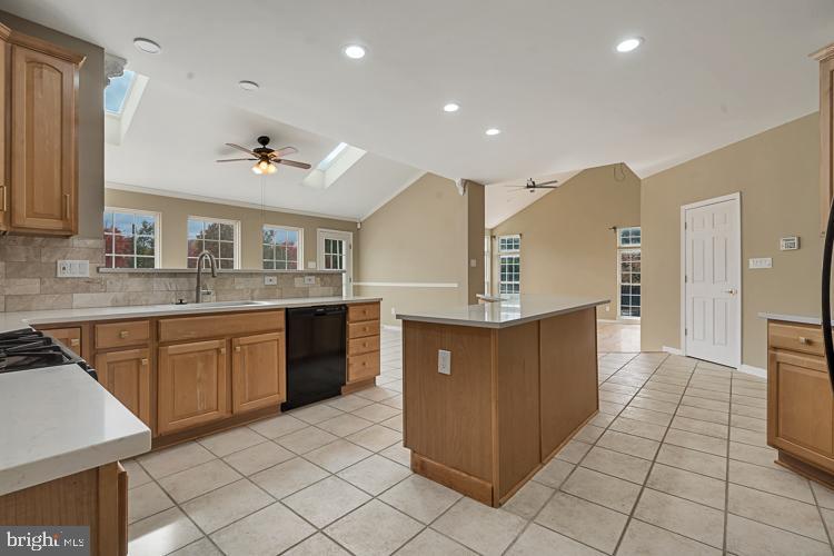 LOWER MAKEFIELD - Residential