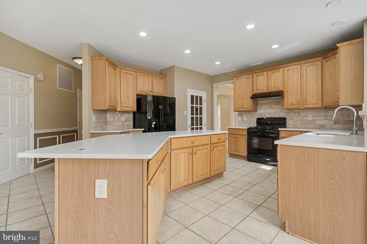 LOWER MAKEFIELD - Residential